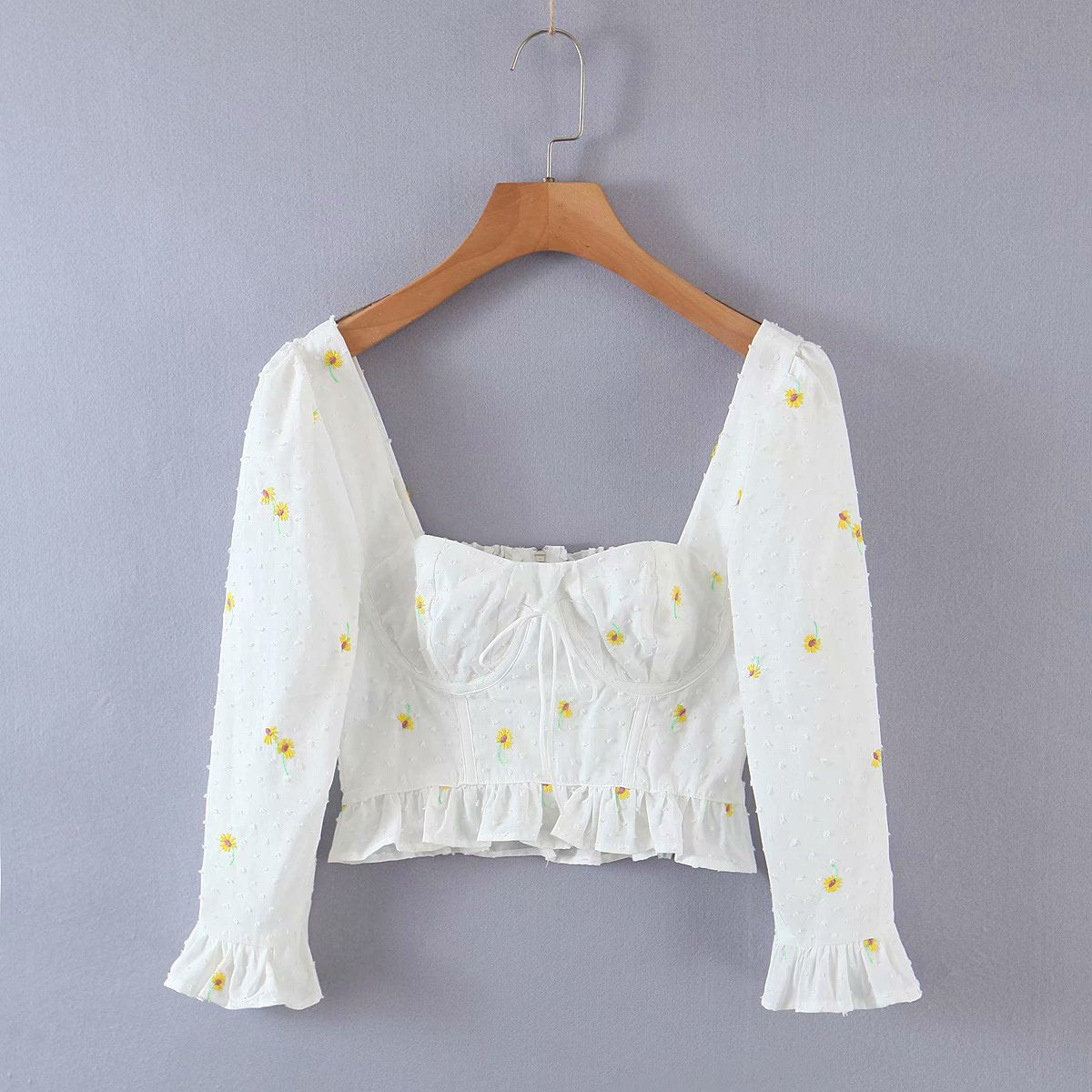 OOTDGIRL Spring And Summer Blouses Women New Retro Daisy Embroidery Ruffled Short Sleeve Corset Shirt Top Pullover Blouse