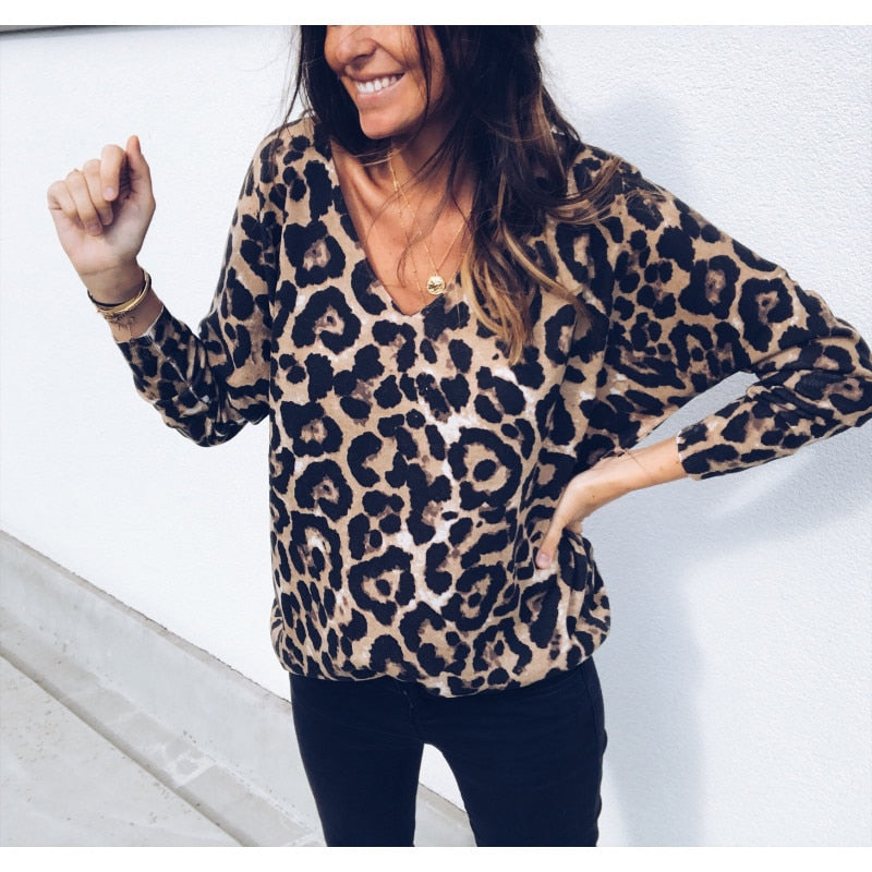 OOTDGIRL New Women Leopard Print V Neck Ladies T-Shirts Long Sleeve Loose T Shirt Basic Top