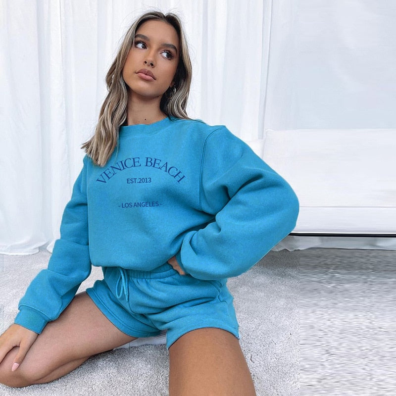 OOTDGIRL Women Loose Casual Sweatshirt Letter Embroidery Fleece Pullovers And Drawstring Shorts Sets Two Pieces Tracksuits 2022