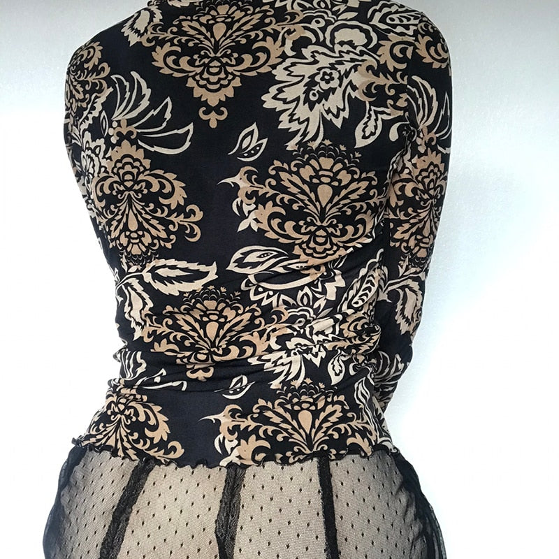 OOTDGIRL 90S Vintage Floral Graphic Black T-Shirt Women Shirring V-Neck Long Sleeve Skinny Pullovers Tees Y2K Fairy Grunge Crop Top