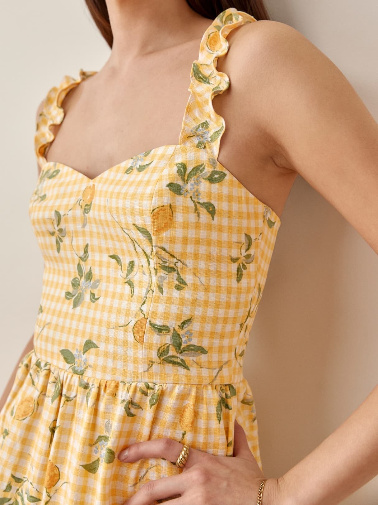 OOTDGIRL Summer Top Spaghetti Strap Fashion Back Elastic Zipper Women Camis Vintage Yellow Tartan Floral Print Tank Top